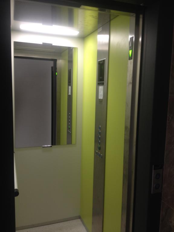 Emona Apartment Burgas Bagian luar foto