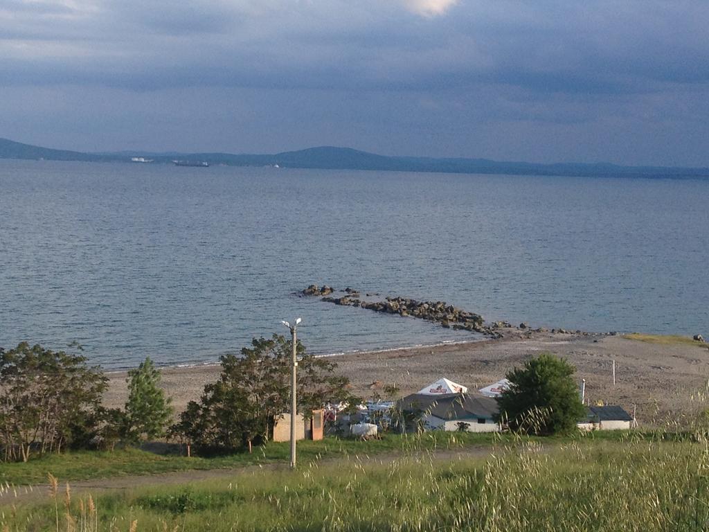 Emona Apartment Burgas Bagian luar foto